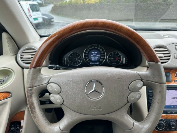 mercedes-benz-clk-bensin-2005-big-25