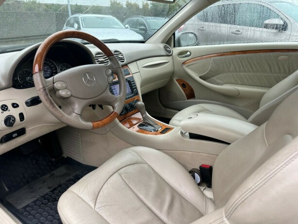 mercedes-benz-clk-bensin-2005-big-15