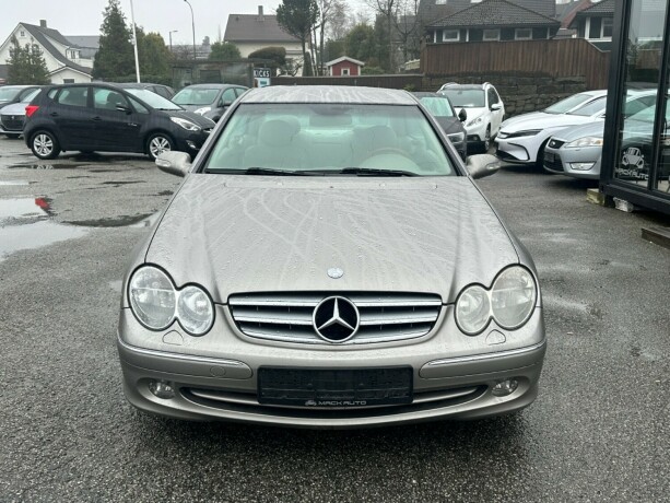 mercedes-benz-clk-bensin-2005-big-1