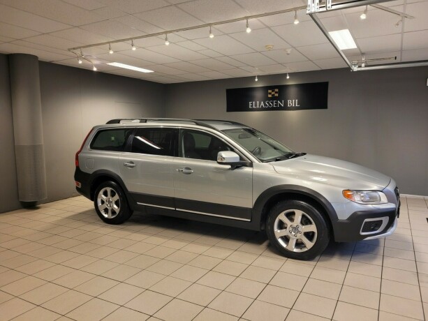 volvo-xc-70-diesel-2011-big-2