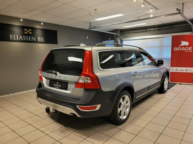 volvo-xc-70-diesel-2011-big-4