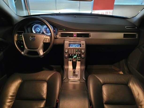 volvo-xc-70-diesel-2011-big-33