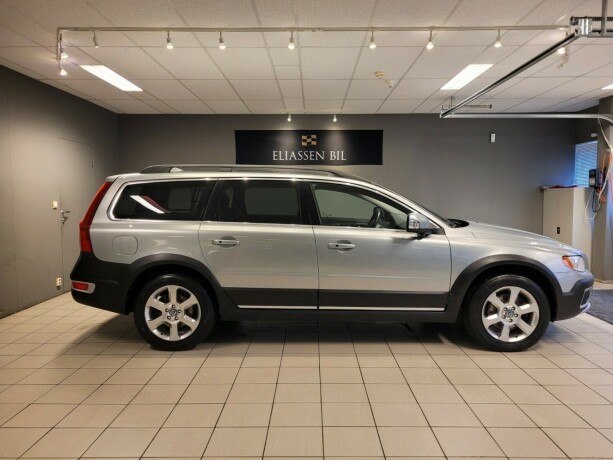 volvo-xc-70-diesel-2011-big-3