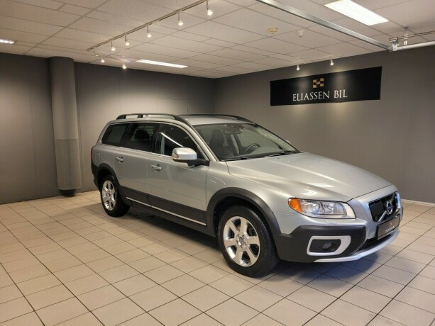 volvo-xc-70-diesel-2011-big-10