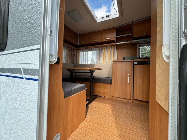 knaus-w04-2011-big-10