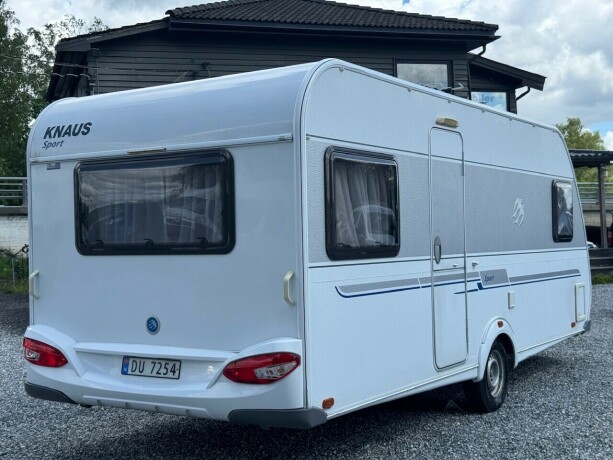 knaus-w04-2011-big-6