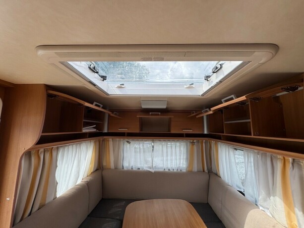 knaus-w04-2011-big-12