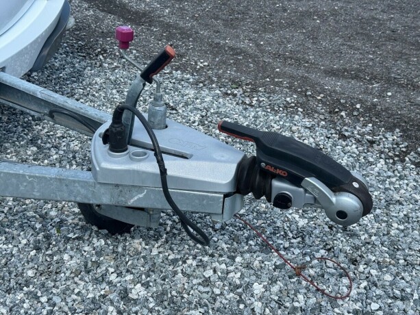 knaus-w04-2011-big-36