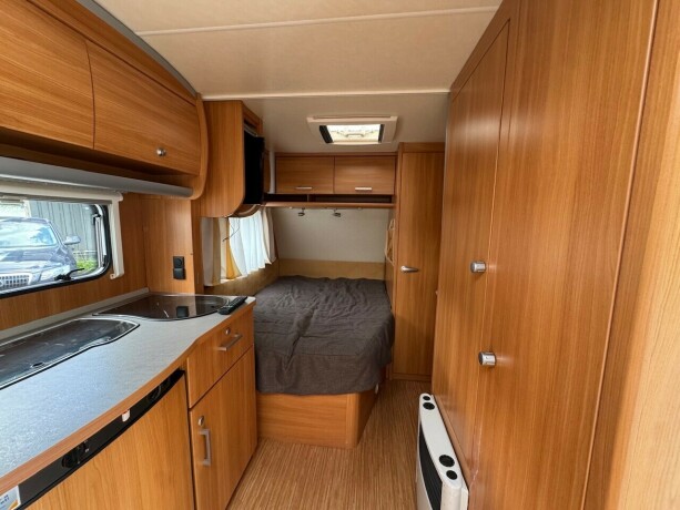 knaus-w04-2011-big-15