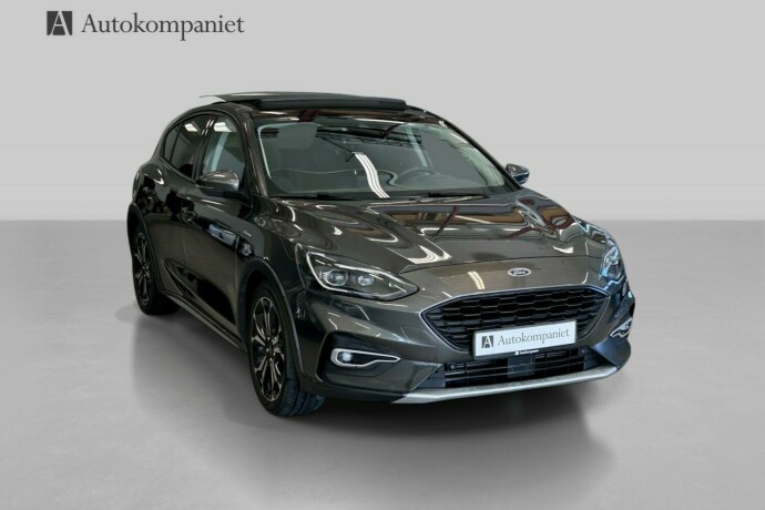 ford-focus-bensin-2019-big-0