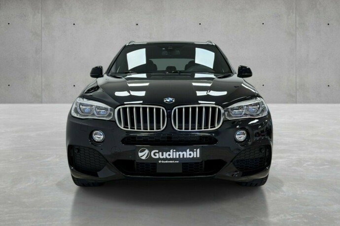 bmw-x5-elektrisitetbensin-2017-big-1