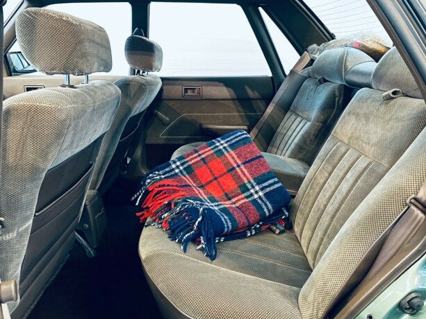 subaru-l-serie-bensin-1987-big-22