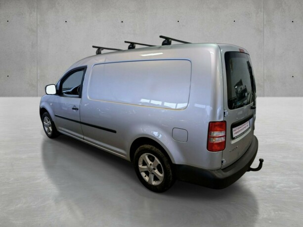 volkswagen-caddy-diesel-2012-big-2