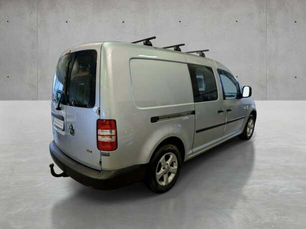 volkswagen-caddy-diesel-2012-big-3
