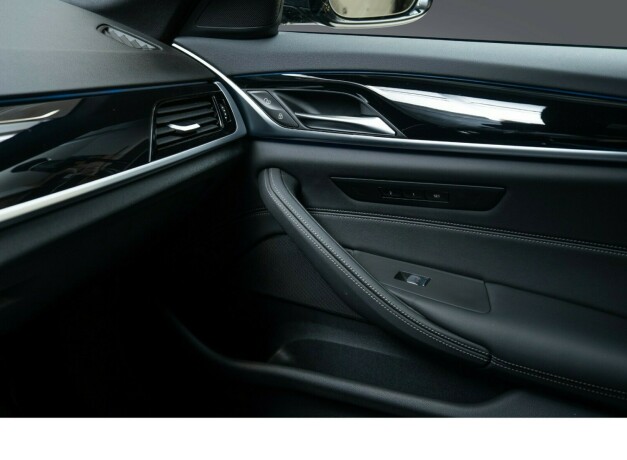 bmw-5-serie-elektrisitetbensin-2022-big-23