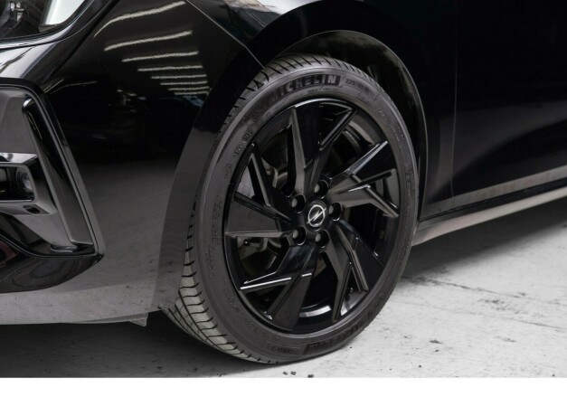 opel-astra-elektrisitetbensin-2023-big-2