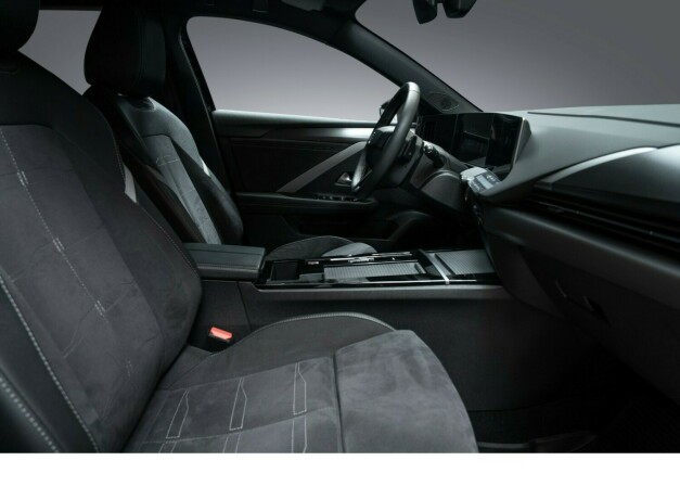 opel-astra-elektrisitetbensin-2023-big-29