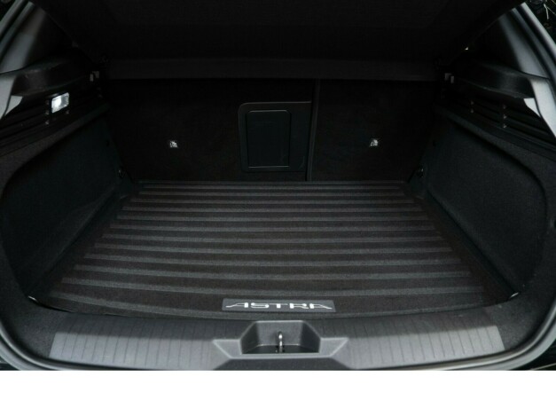 opel-astra-elektrisitetbensin-2023-big-31