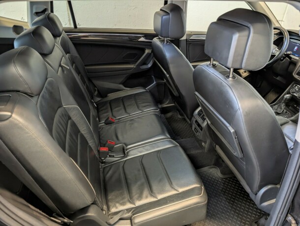 volkswagen-tiguan-diesel-2018-big-25