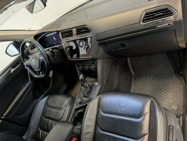 volkswagen-tiguan-diesel-2018-big-24