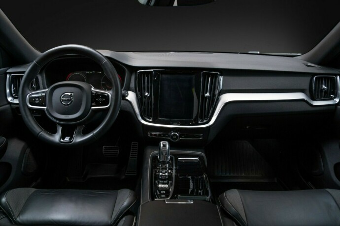 volvo-v60-elektrisitetbensin-2019-big-30
