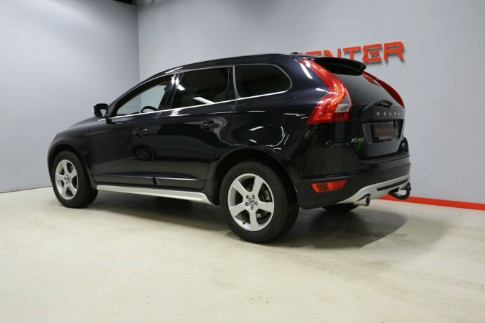 volvo-xc-60-diesel-2013-big-3