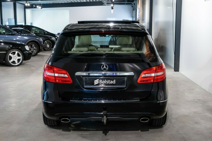 mercedes-benz-b-klasse-bensin-2013-big-4