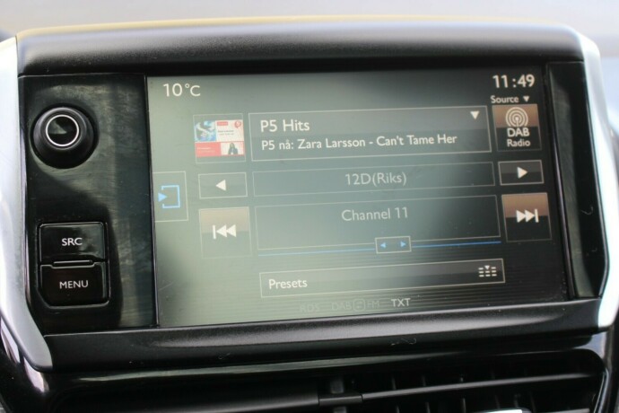 peugeot-2008-bensin-2016-big-9