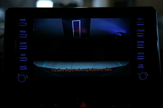 toyota-corolla-elektrisitetbensin-2019-big-14