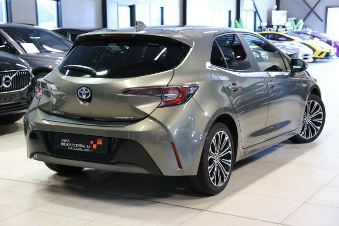 toyota-corolla-elektrisitetbensin-2019-big-2