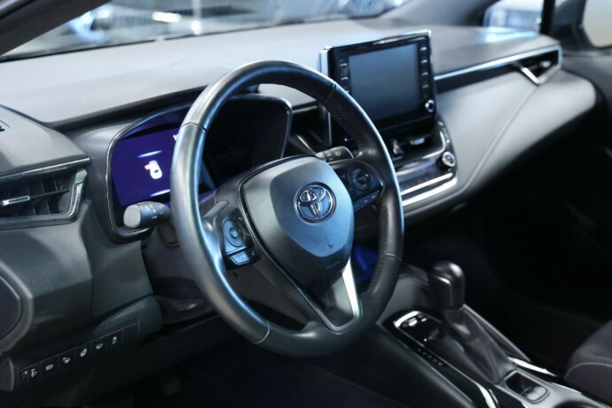 toyota-corolla-elektrisitetbensin-2019-big-5