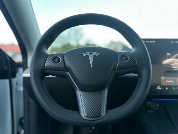 tesla-model-y-elektrisitet-2024-big-16