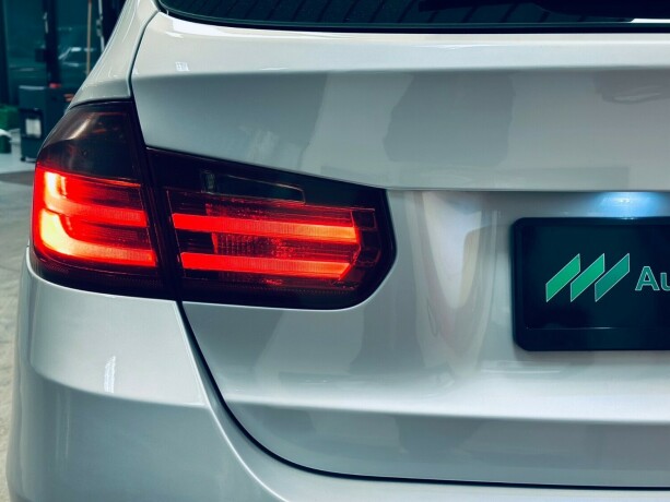 bmw-3-serie-bensin-2013-big-28