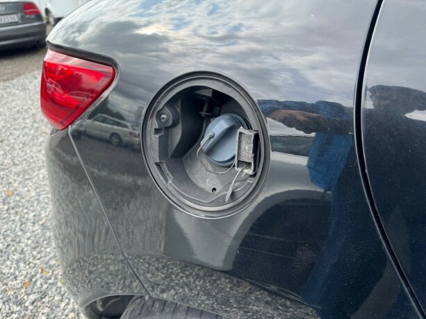 renault-clio-bensin-2014-big-23