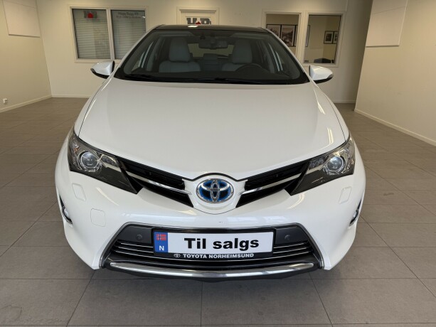toyota-auris-executive-panorama-12-mnd-garanti-hybrid-big-4