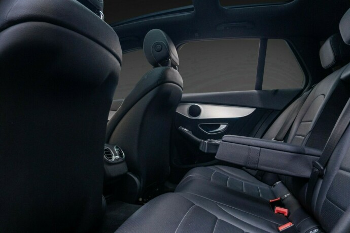 mercedes-benz-c-klasse-elektrisitetbensin-2016-big-31