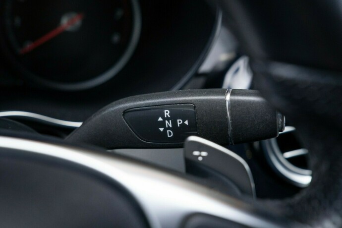 mercedes-benz-c-klasse-elektrisitetbensin-2016-big-18