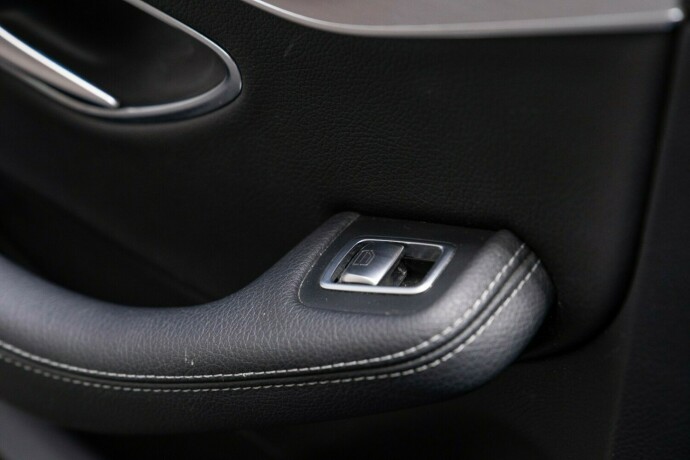 mercedes-benz-c-klasse-elektrisitetbensin-2016-big-34