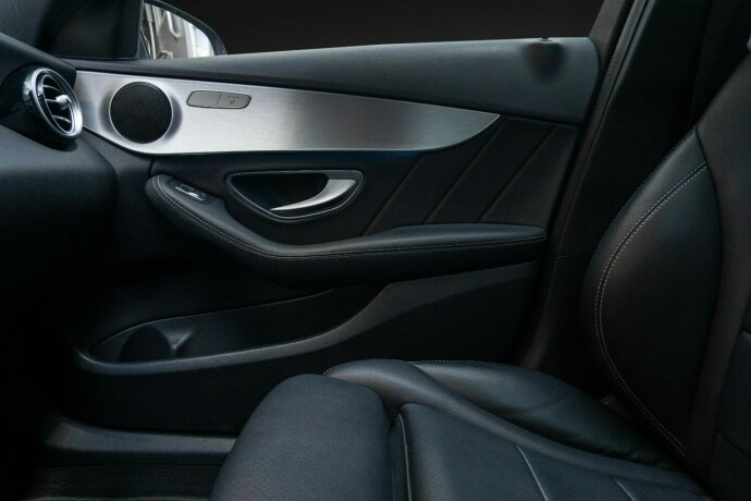 mercedes-benz-c-klasse-elektrisitetbensin-2016-big-25