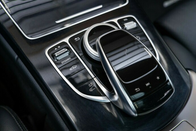 mercedes-benz-c-klasse-elektrisitetbensin-2016-big-21