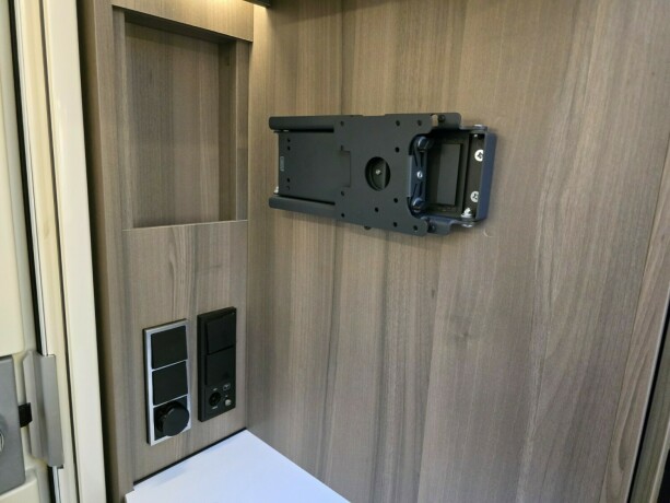 kabe-estate-780-dgdl-ks-2023-big-28
