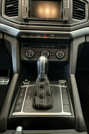 volkswagen-amarok-diesel-2018-big-10