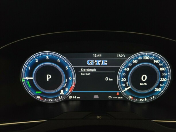 volkswagen-passat-elektrisitetbensin-2017-big-24