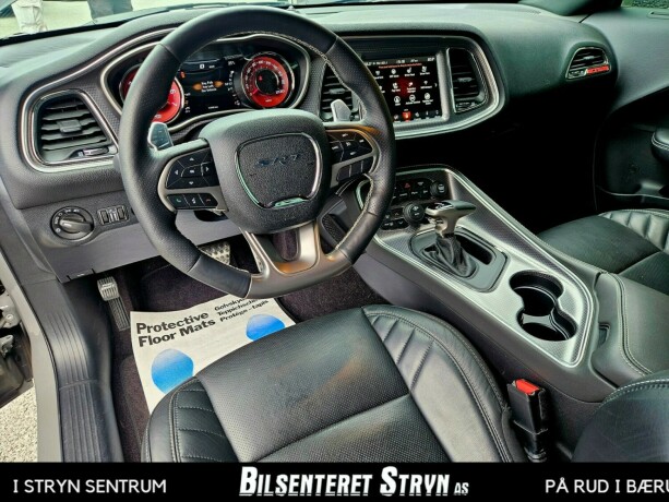 dodge-challenger-bensin-2018-big-18