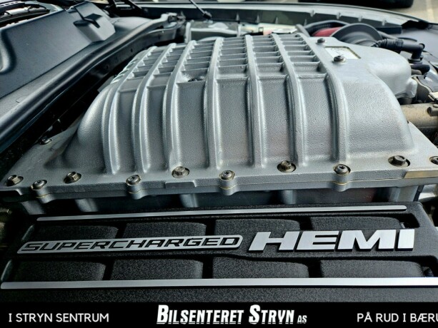 dodge-challenger-bensin-2018-big-12