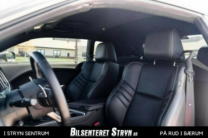 dodge-challenger-bensin-2018-big-10