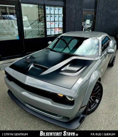 dodge-challenger-bensin-2018-big-25