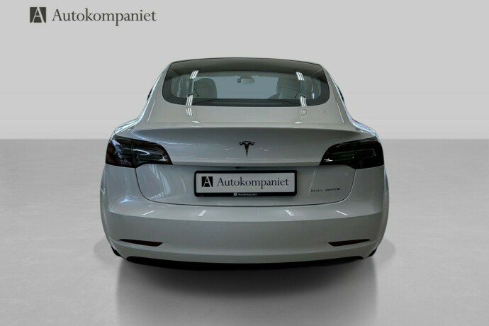 tesla-model-3-elektrisitet-2020-big-8