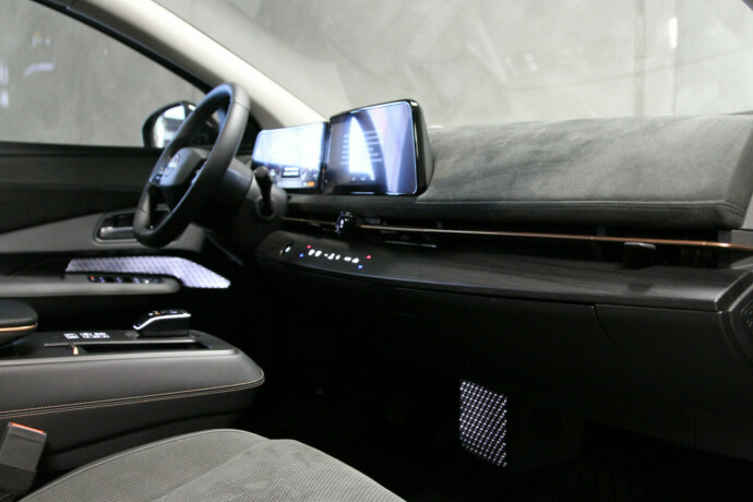 nissan-ariya-elektrisitet-2025-big-8