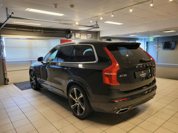 volvo-xc-90-diesel-2019-big-7
